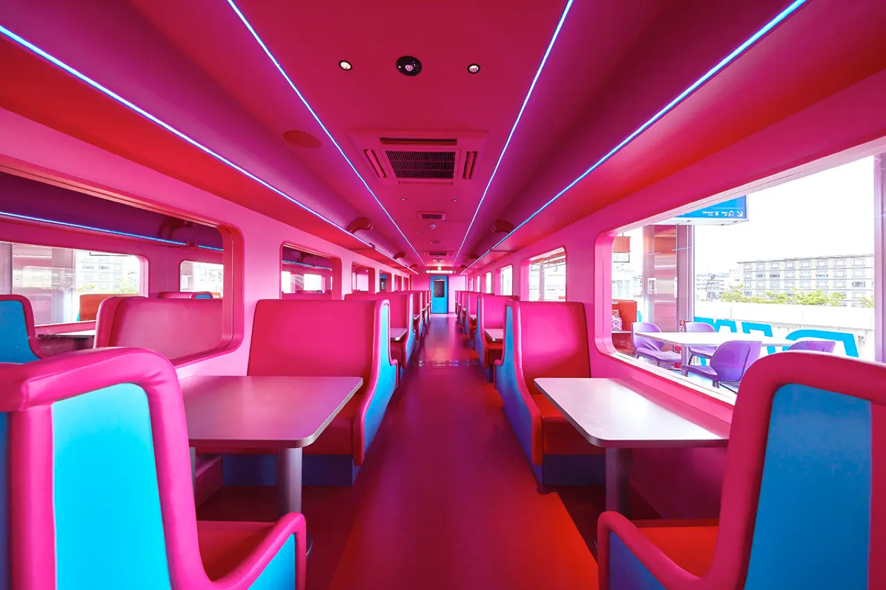 future train kyoto diner 12