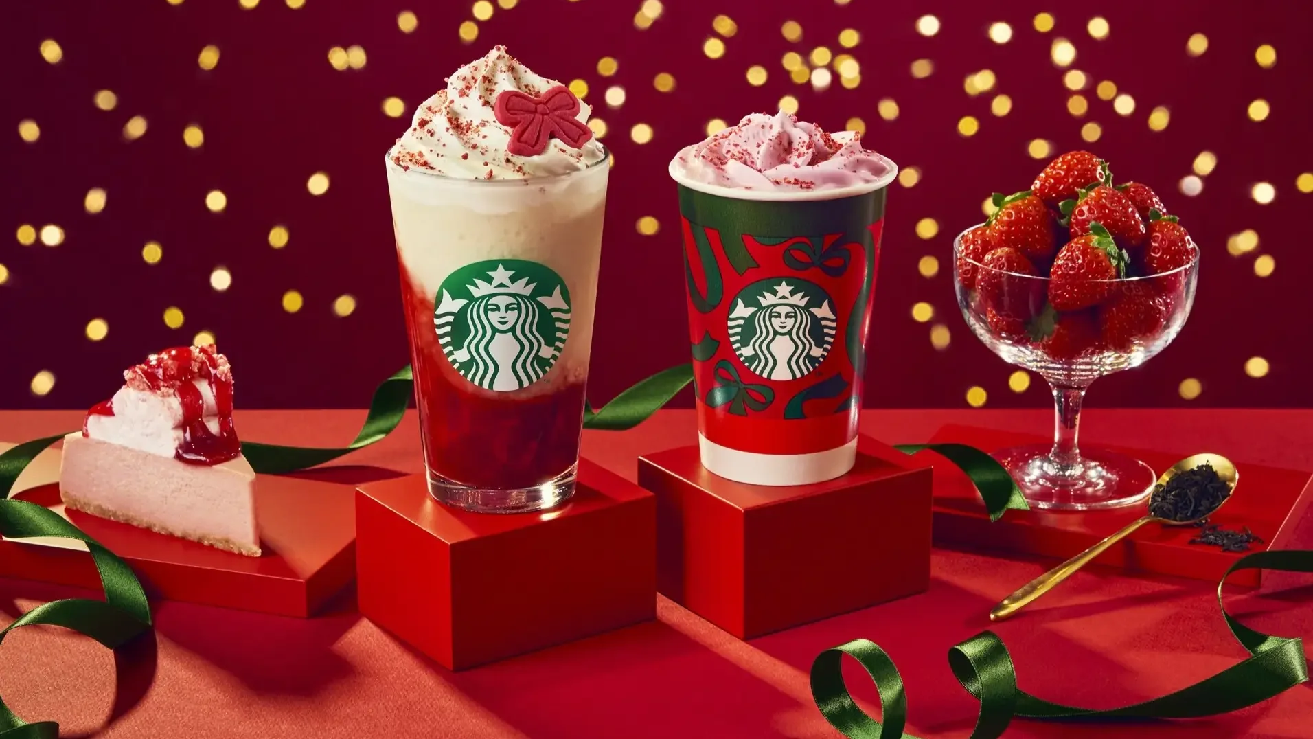 Starbucks Japan opens orders for new 2025 holiday goods collection