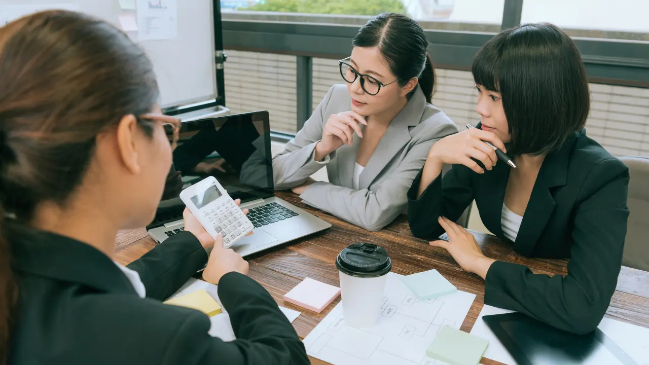 japan office workers