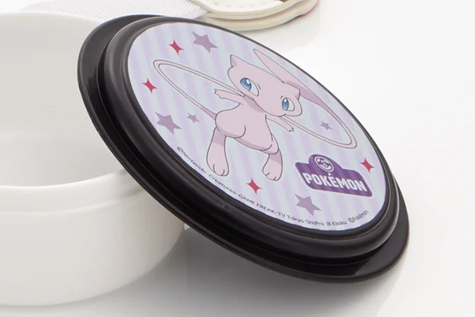 pokemon master ball lunchbox 2