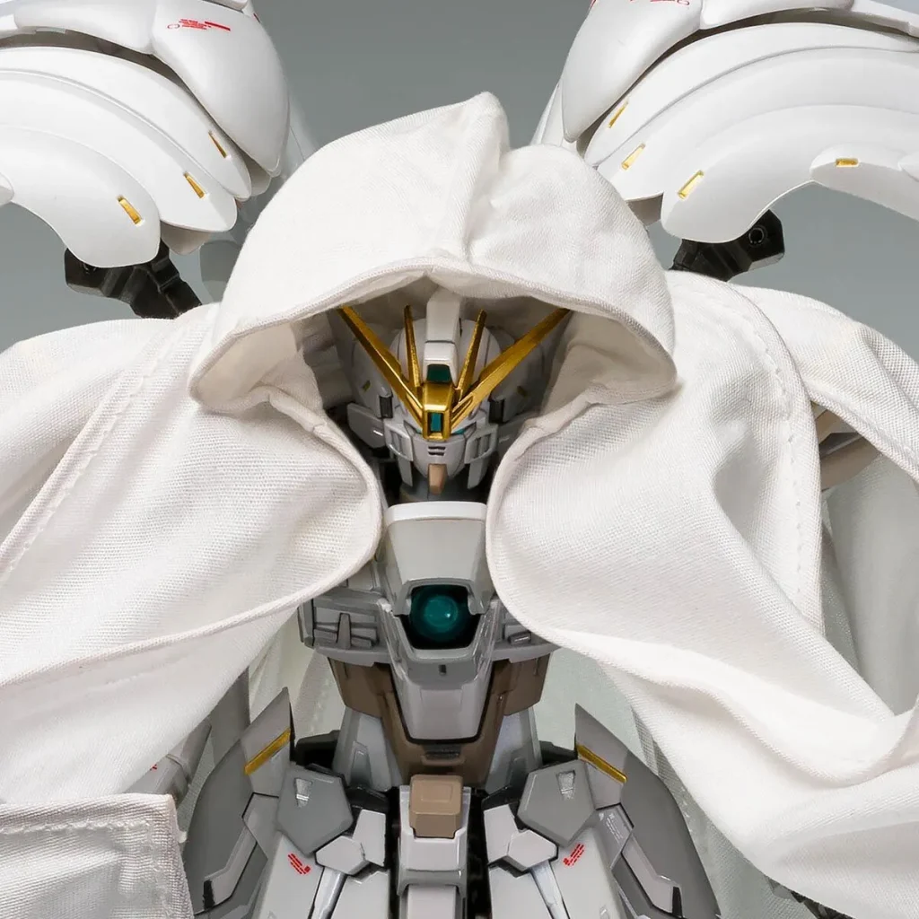 Wing Gundam Zero Cloaked Custom GFFMC figure 2