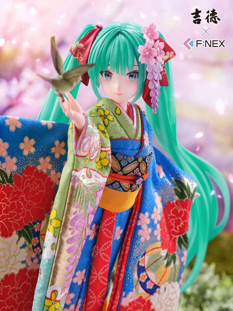 Yoshitoku x FNEX Hatsune Miku Japanese Doll 14 Scale Figure 2