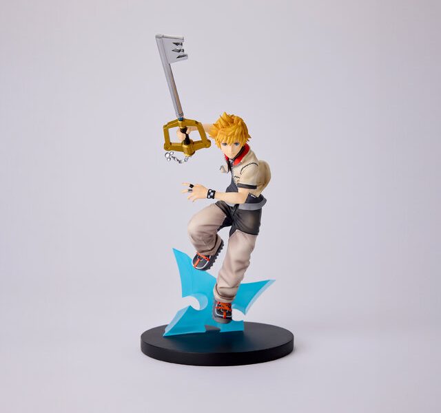 Kingdom Hearts II Roxas Figure 2