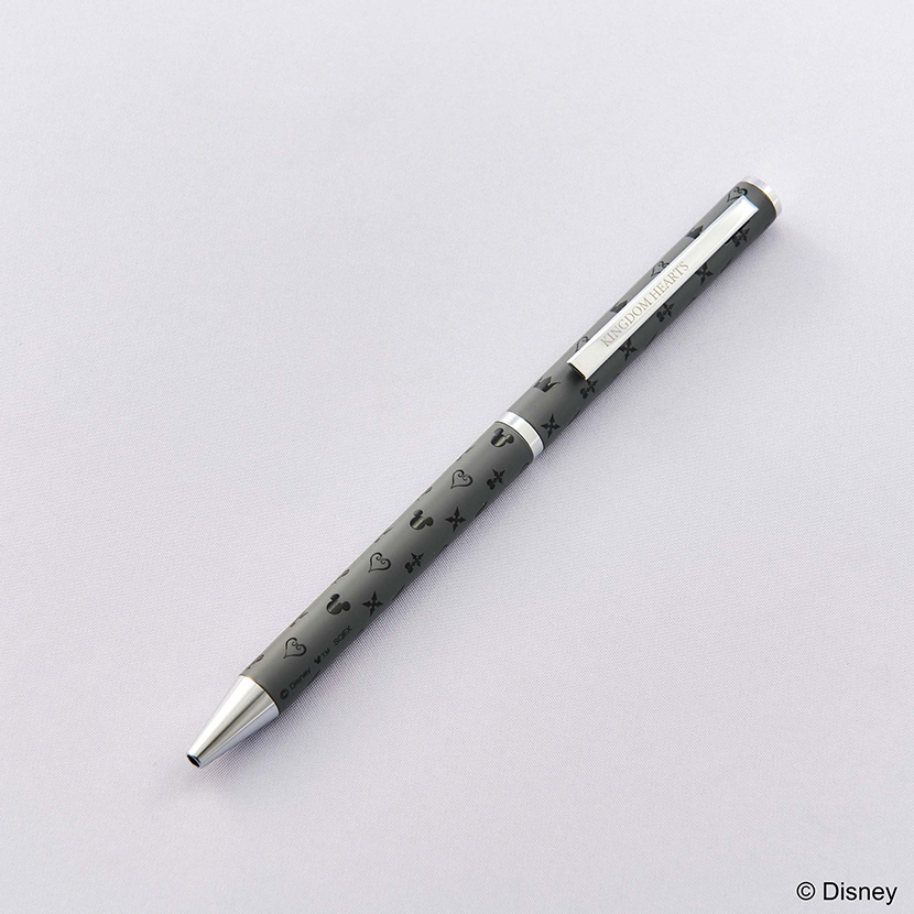 Kingdom Hearts Pin Badge and Stationery 1