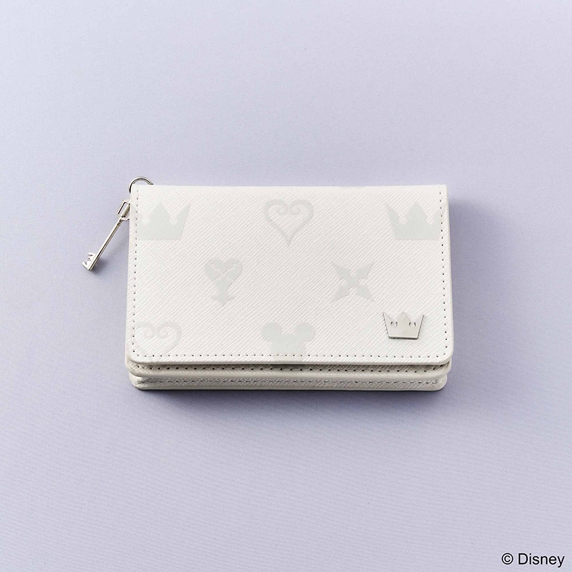 Kingdom Hearts Pin Badge and Stationery 4