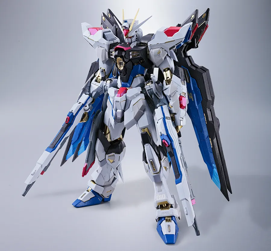 METAL BUILD Strike Freedom Gundam Revival Version 8