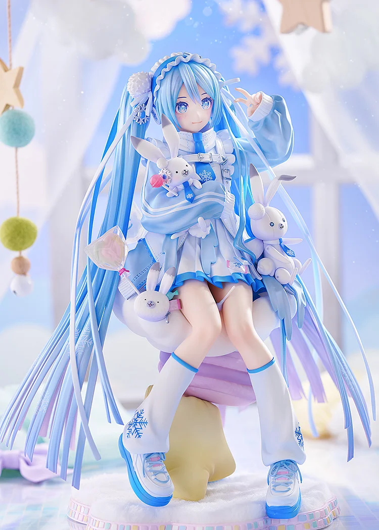 Snow Miku Sky Town 10th Anniversary Statue 3
