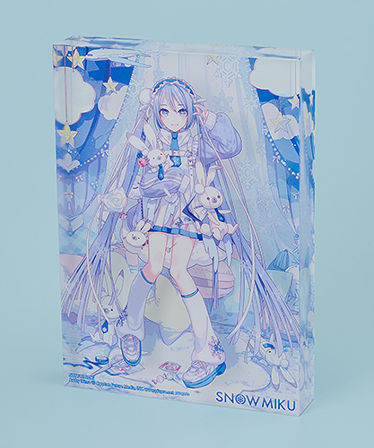 Snow Miku Sky Town 10th Anniversary Statue 8