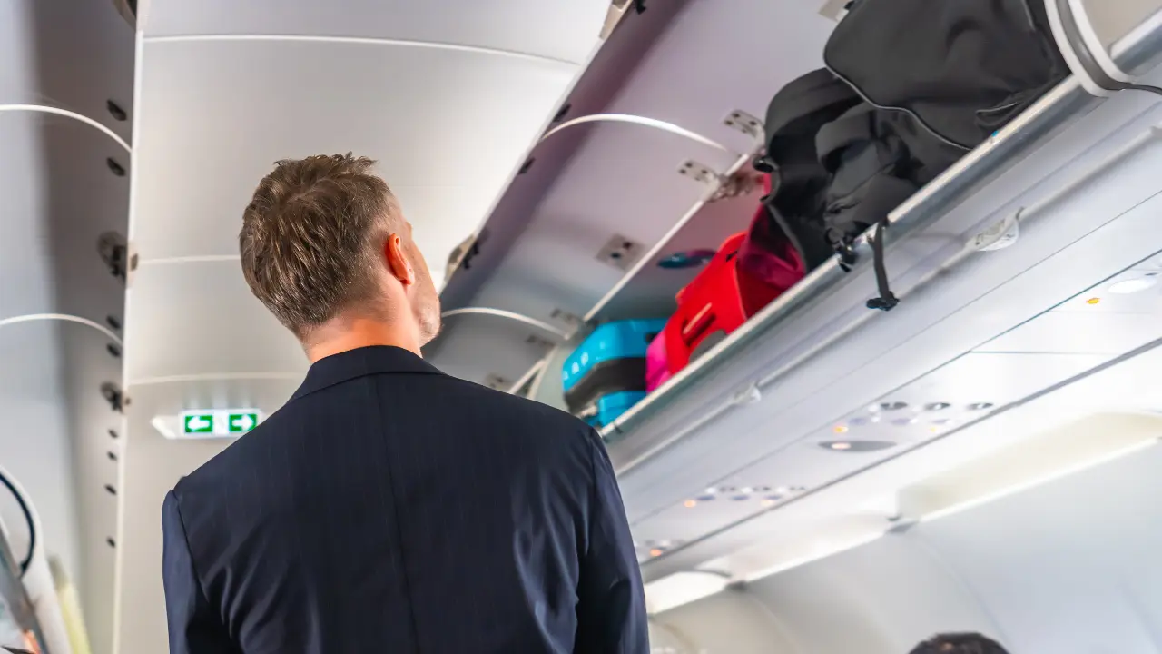 hand luggage bin flight