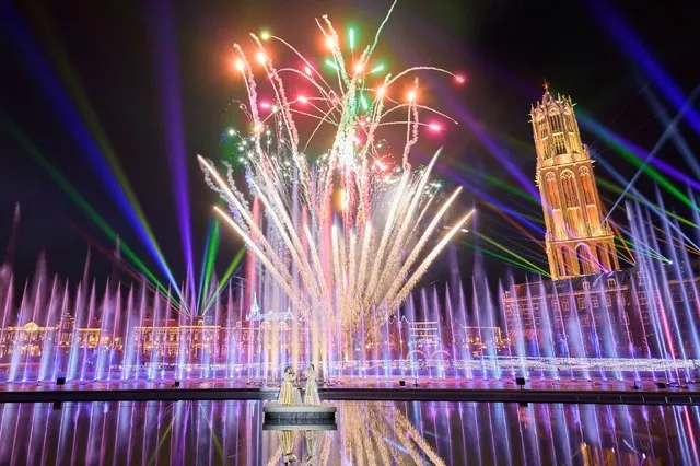 huis ten bosch evangelion 8k collab 8