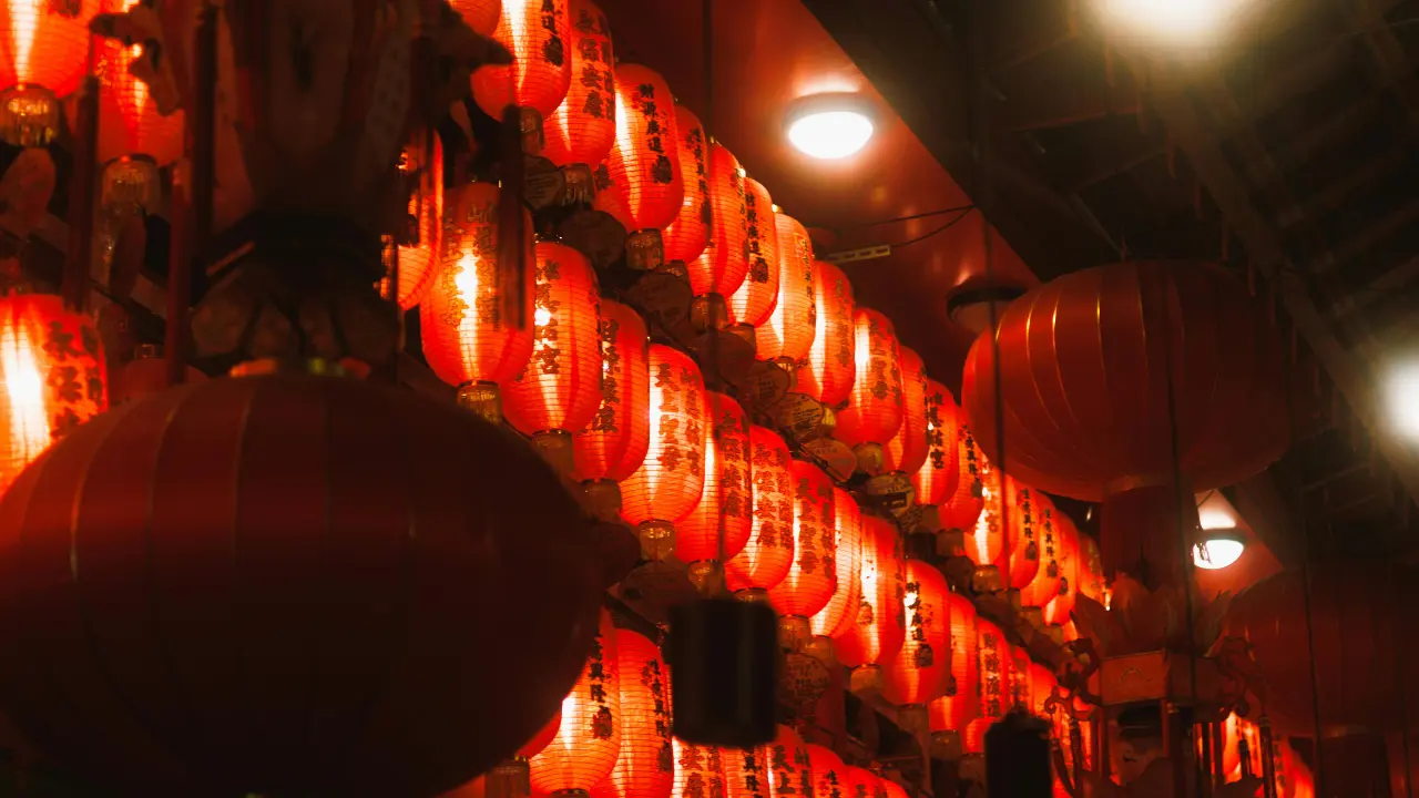 lunar new year chinese lanterns