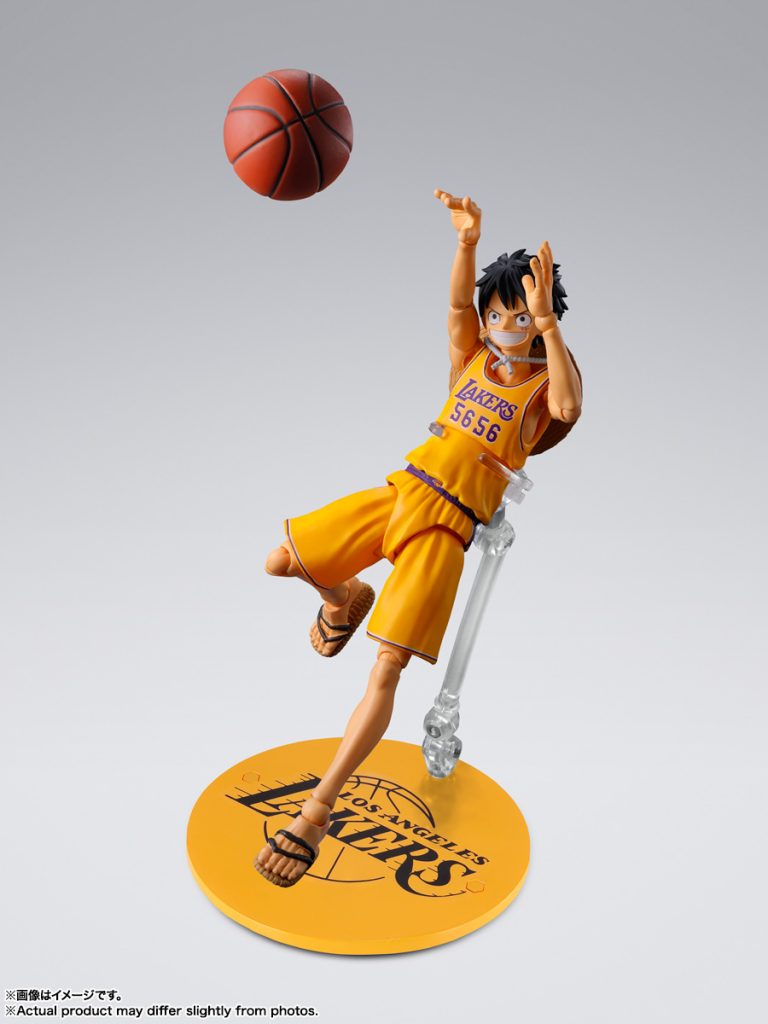 ONE PIECE x NBA S.H.Figuarts 12