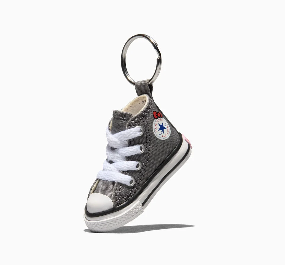 Sanrio Converse 67