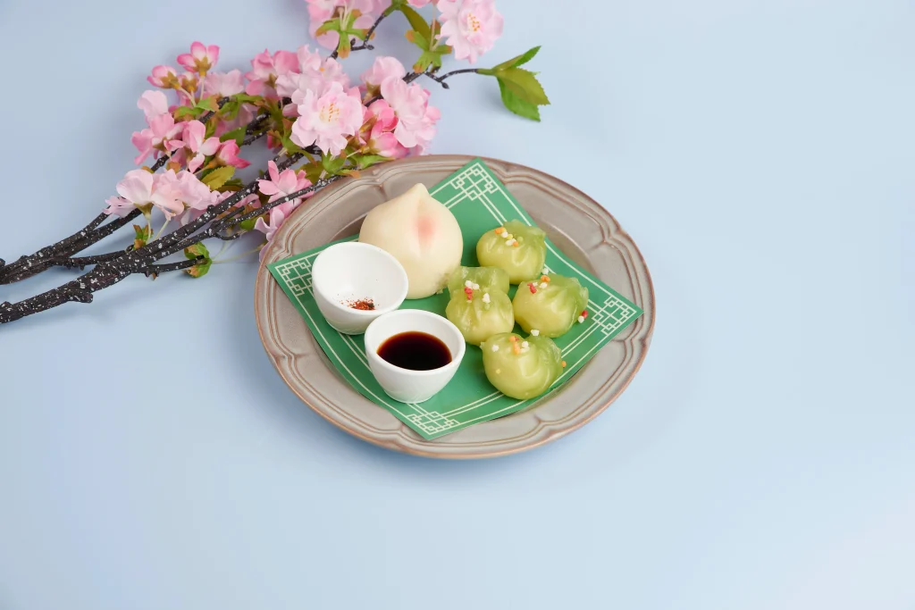 The Apothecary Diaries 'Spring' Themed Cafe 1