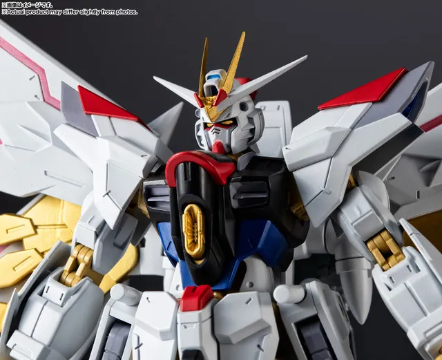 GUNDAM UNIVERSE ZGMFA 262PD P Mighty Strike Freedom Gundam 1