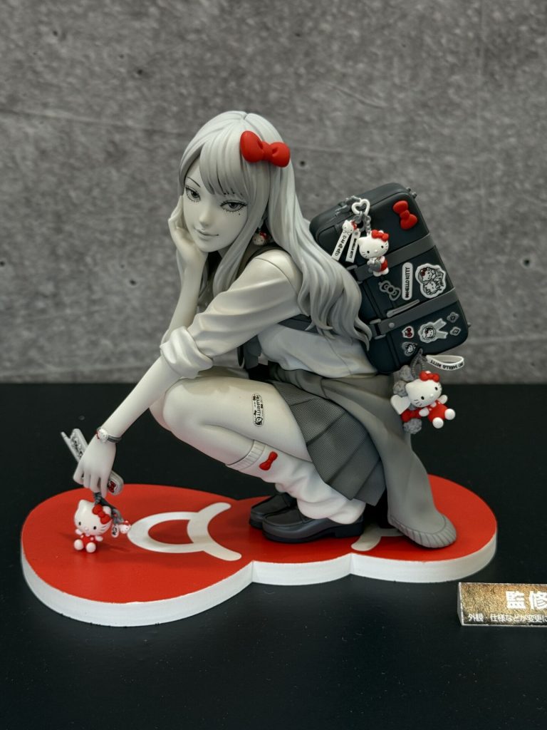 Gyaru Tomie x Hello Kitty 2