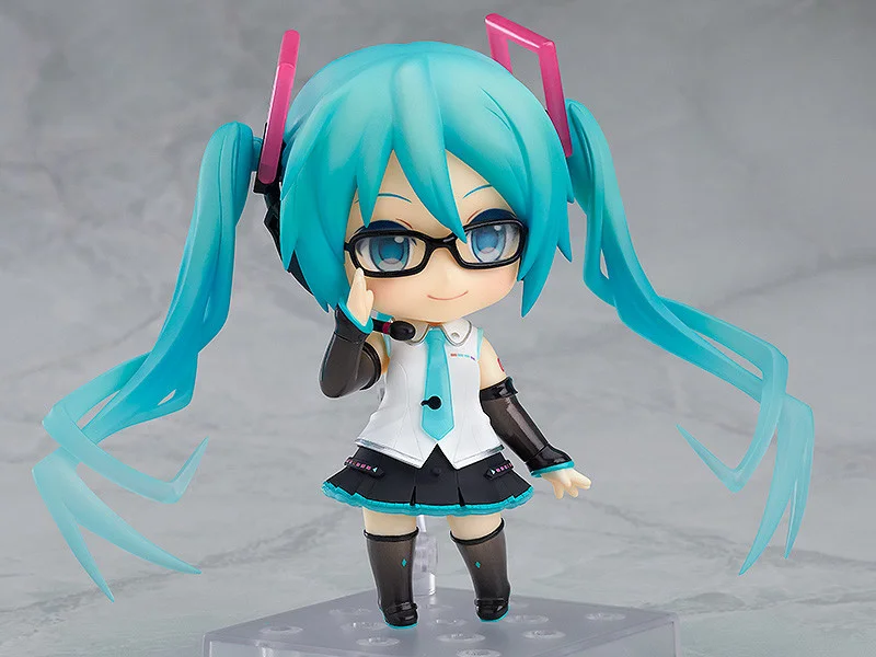 Hatsune Miku V4X Nendoroid 5