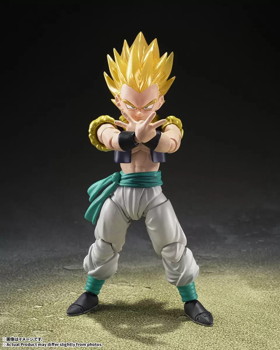 S.H.Figuarts Super Saiyan Gotenks Exclusive Edition 5