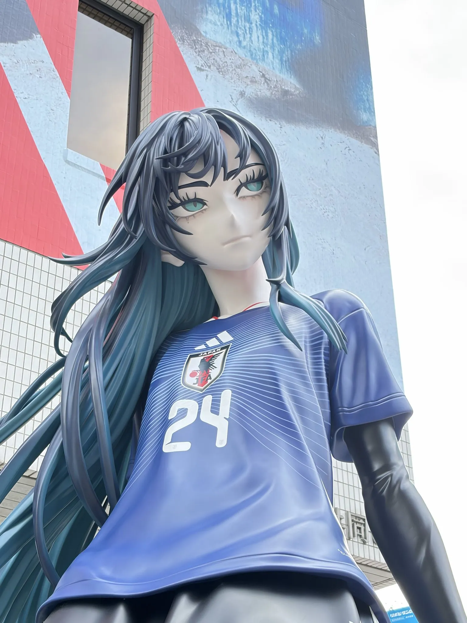 miyashita park tokyo shibuya ado statue 3