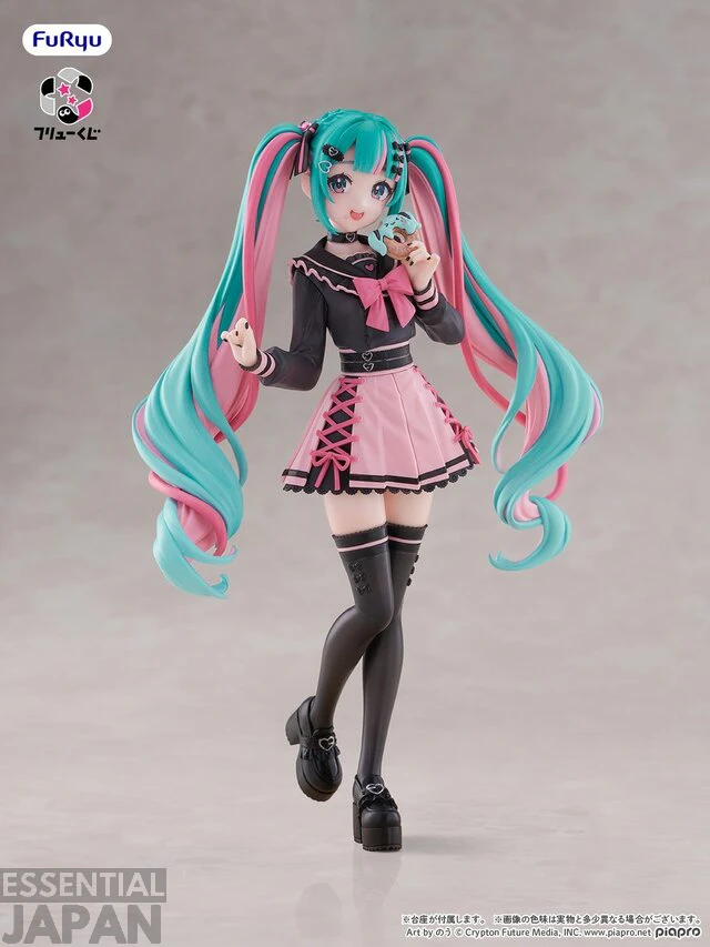 Jirai Kei Inspired Miku Figure 8