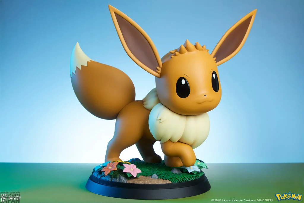 sideshow collectibles pokemon eevee life size figure gallery 6a3b0b9e4cf13