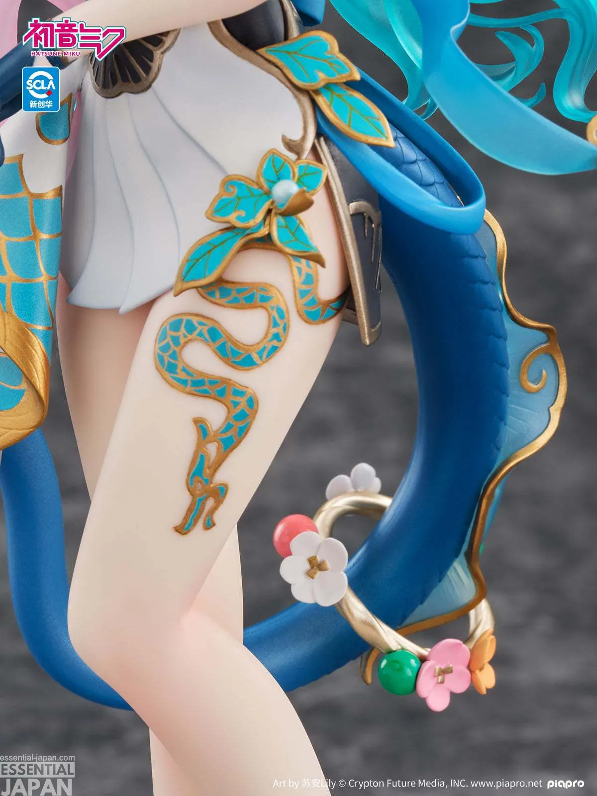 Hatsune Miku Qinglong Ver. 17 Scale Figure 3