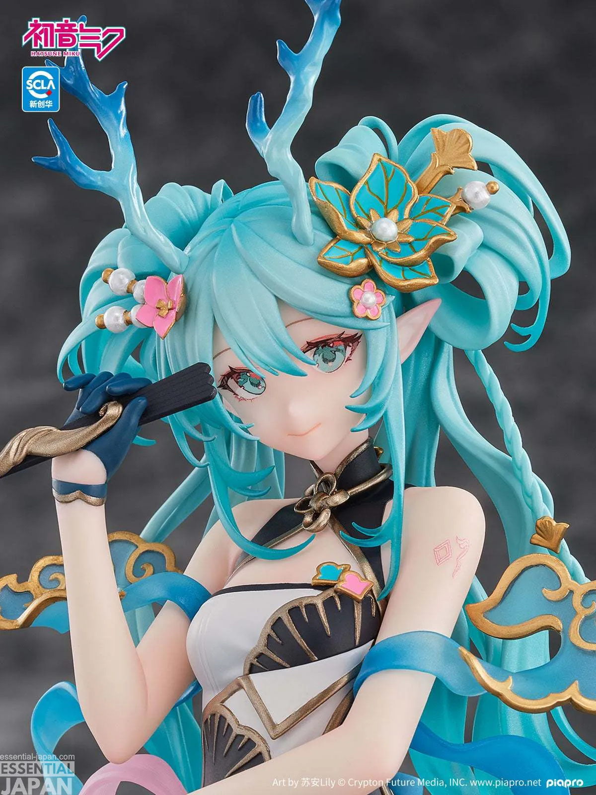 Hatsune Miku Qinglong Ver. 17 Scale Figure 4