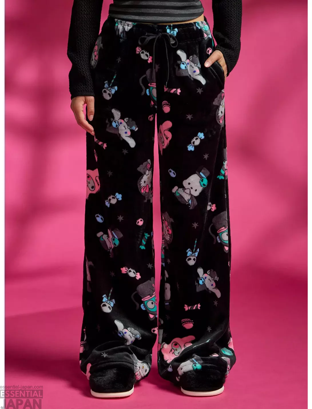 Hello Kitty and Friends Hot Topic Halloween Collection 12