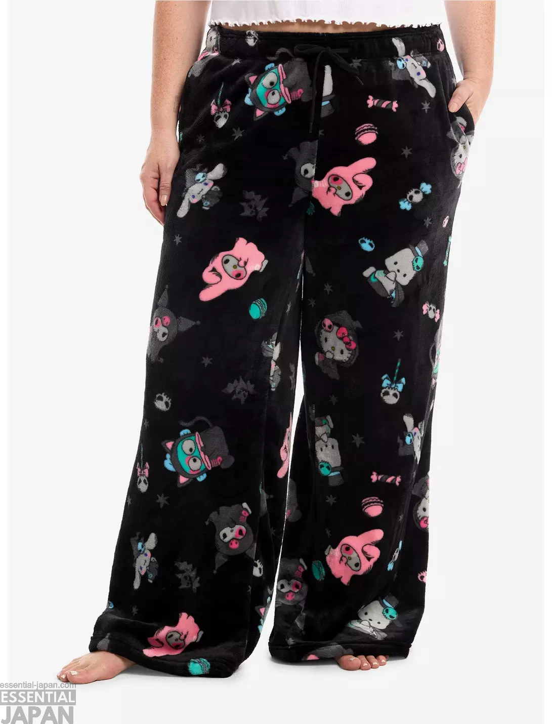 Hello Kitty and Friends Hot Topic Halloween Collection 6