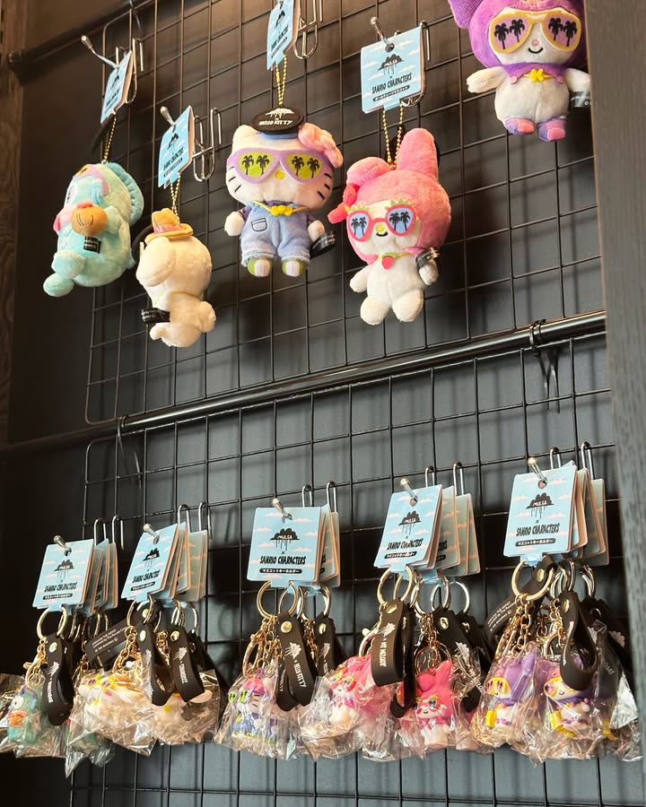 Sanrio x MULGA Tropical Pop Up Shop 17
