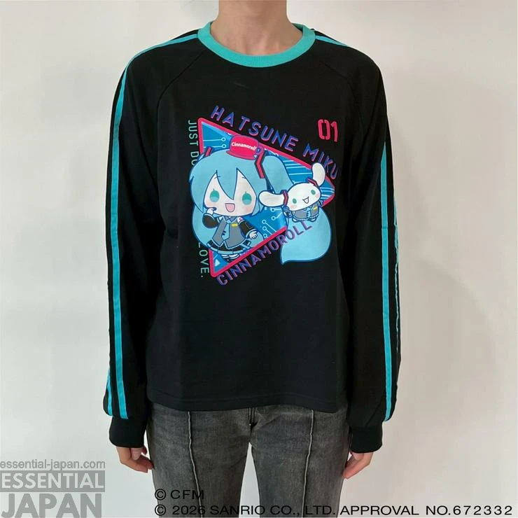 Sanrio x Miku & Friends Apparel Collab 26
