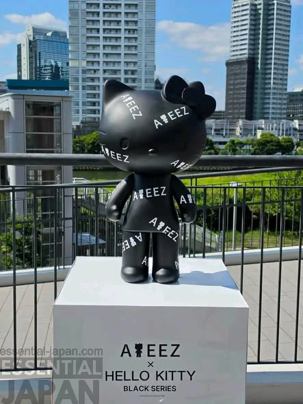 ATEEZ x Hello Kitty Black Series Pop Up Shop 1