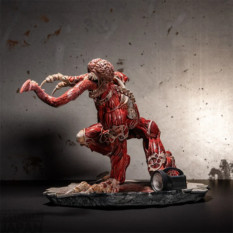 Resident Evil Licker Statue 1
