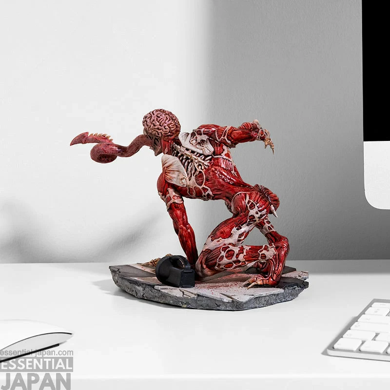 Resident Evil Licker Statue 8