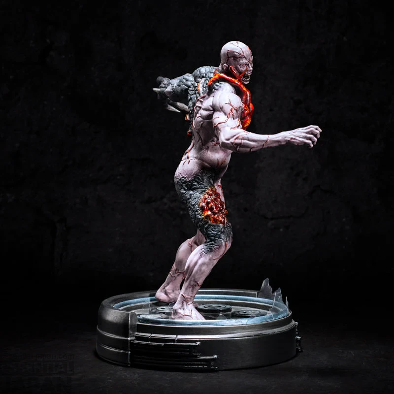 Resident Evil Tyrant Statue 5
